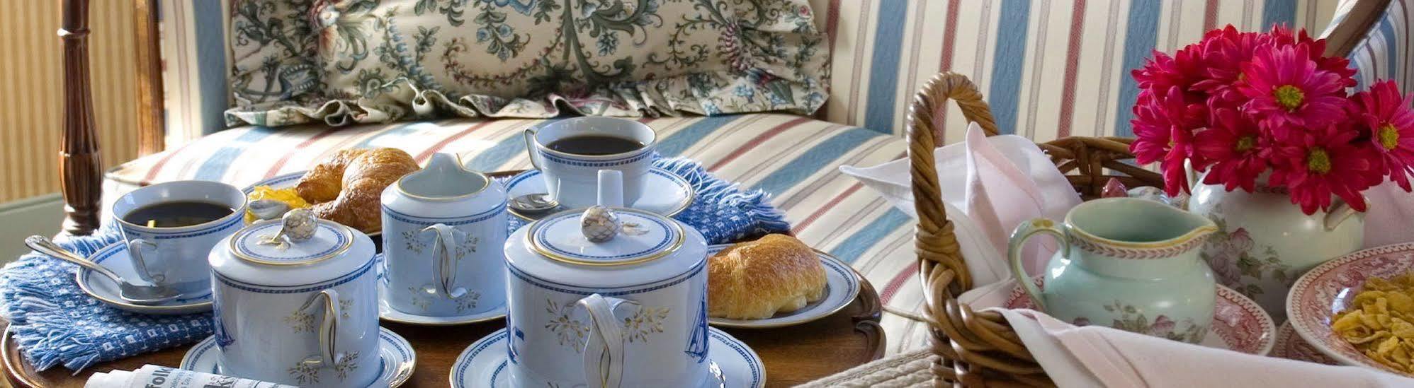 Stockbridge Country Inn (Adults Only) Екстериор снимка